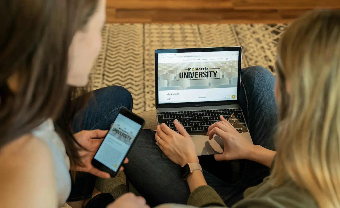 University students using digital learning resources together